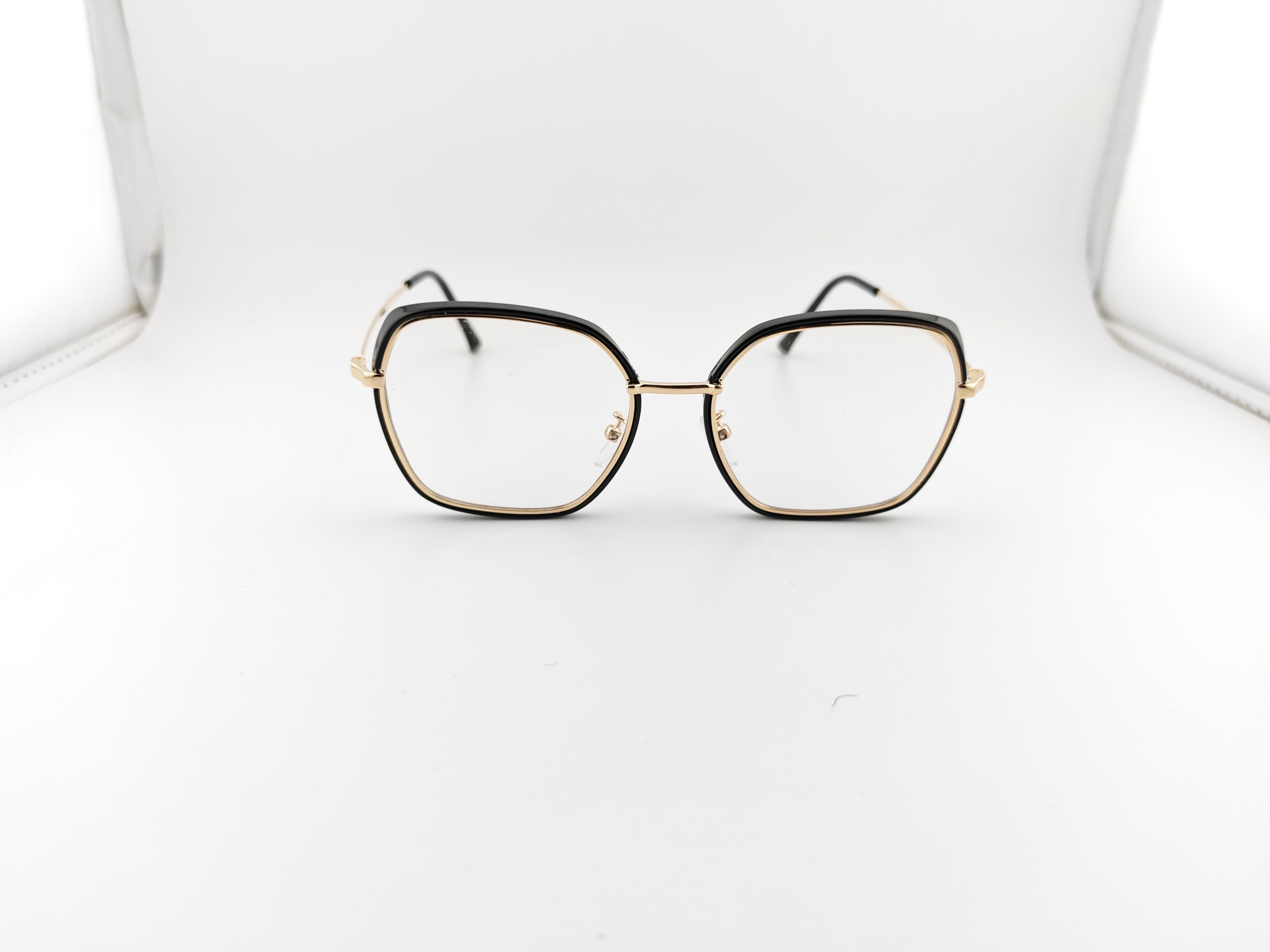 vunette signature - hexagonal metal noir
